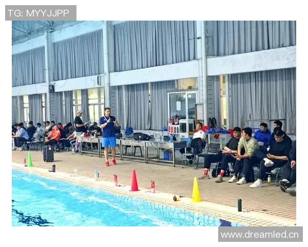 以游泳比赛成绩为核心探讨提高运动员表现的训练方法与技术突破